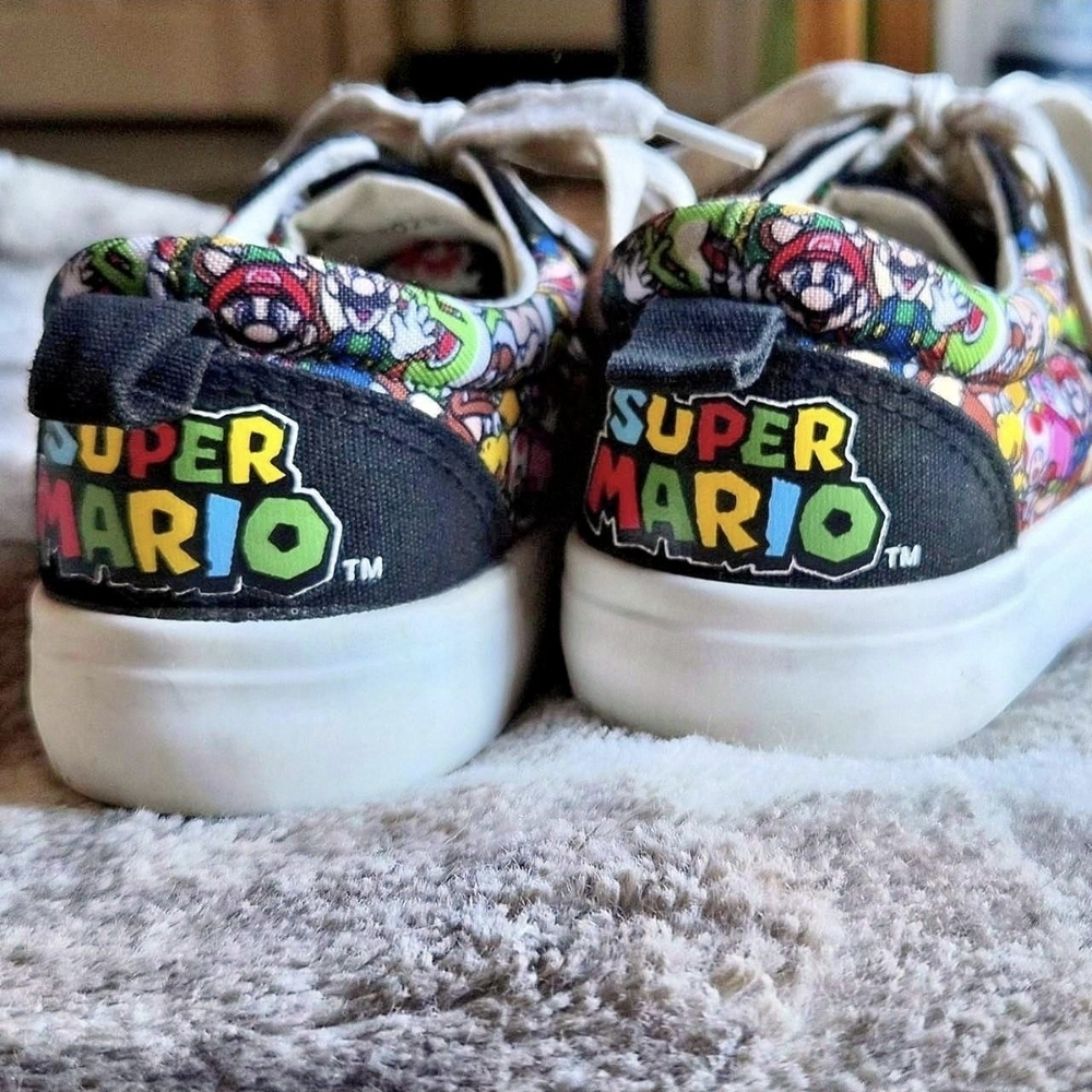 Super Mario Themed Sneakers - Picture 6 of 8